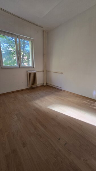 Berceni, Emil Racovita